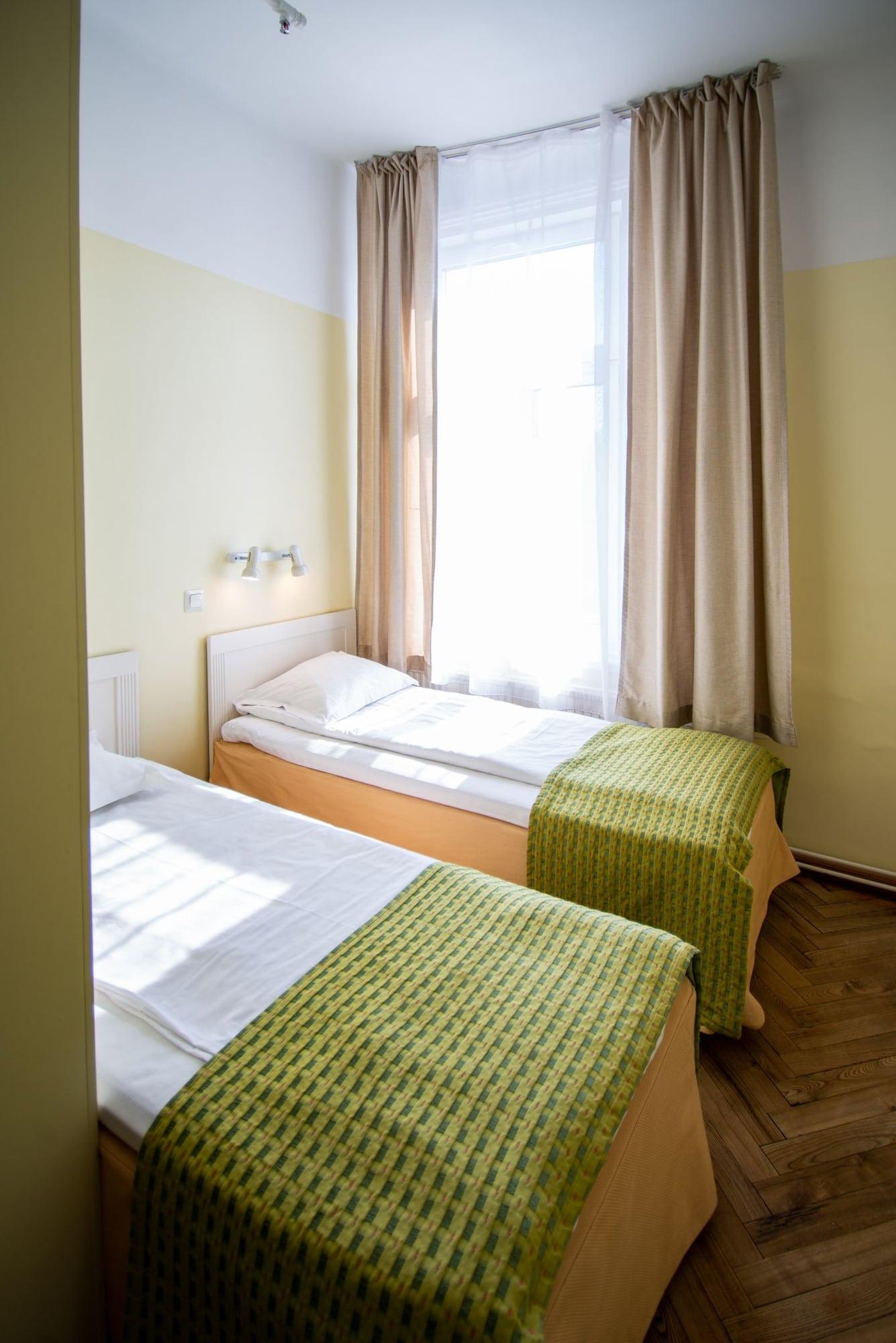 Economy Hotel Tallinn Eksteriør bilde
