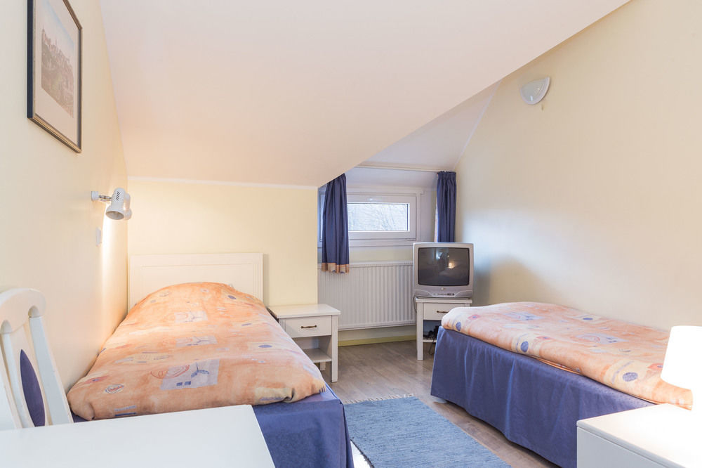 Economy Hotel Tallinn Eksteriør bilde